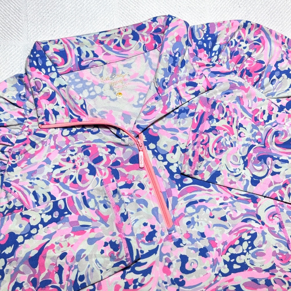 Lilly Pulitzer Weekender Half Zip Womens Large Luxletic Abstract La Playa Print